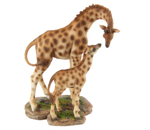 18CM GIRAFFE WITH BABY STANDING ON GRASS